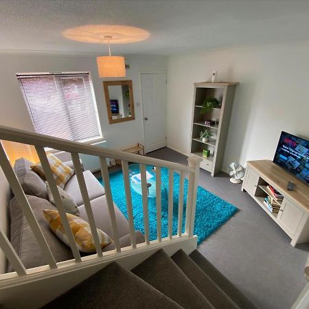 2 Bedroom Private House Near Bedford Town And Train Station Бедфорд Екстериор снимка