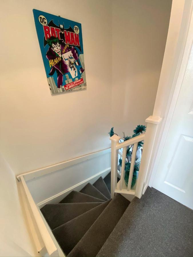 2 Bedroom Private House Near Bedford Town And Train Station Бедфорд Екстериор снимка